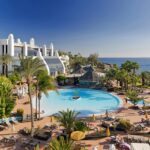 🏰✨ Descubre la magia del H10 Timanfaya Palace: ¡Un paraíso vacacional inolvidable en Lanzarote!